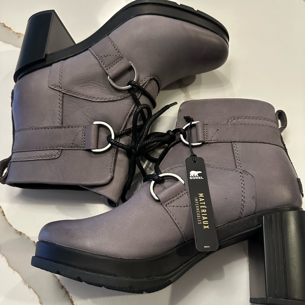 New In Box Sorel Waterproof Boots- Margo Lace Up